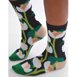 Chaussettes-les-petits-caprices-noire-fleurs-blanches-abstraites-profil