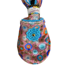 CHAUSSONS-velours-imprimé-les-petits-caprices-Tatata-bleu-vintage-détail