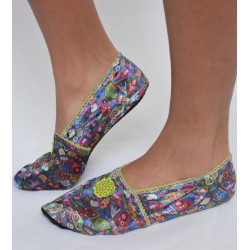 Chaussons-velours-imprimé-les-petits-caprices-fantasmino-profil-green-salad-profil